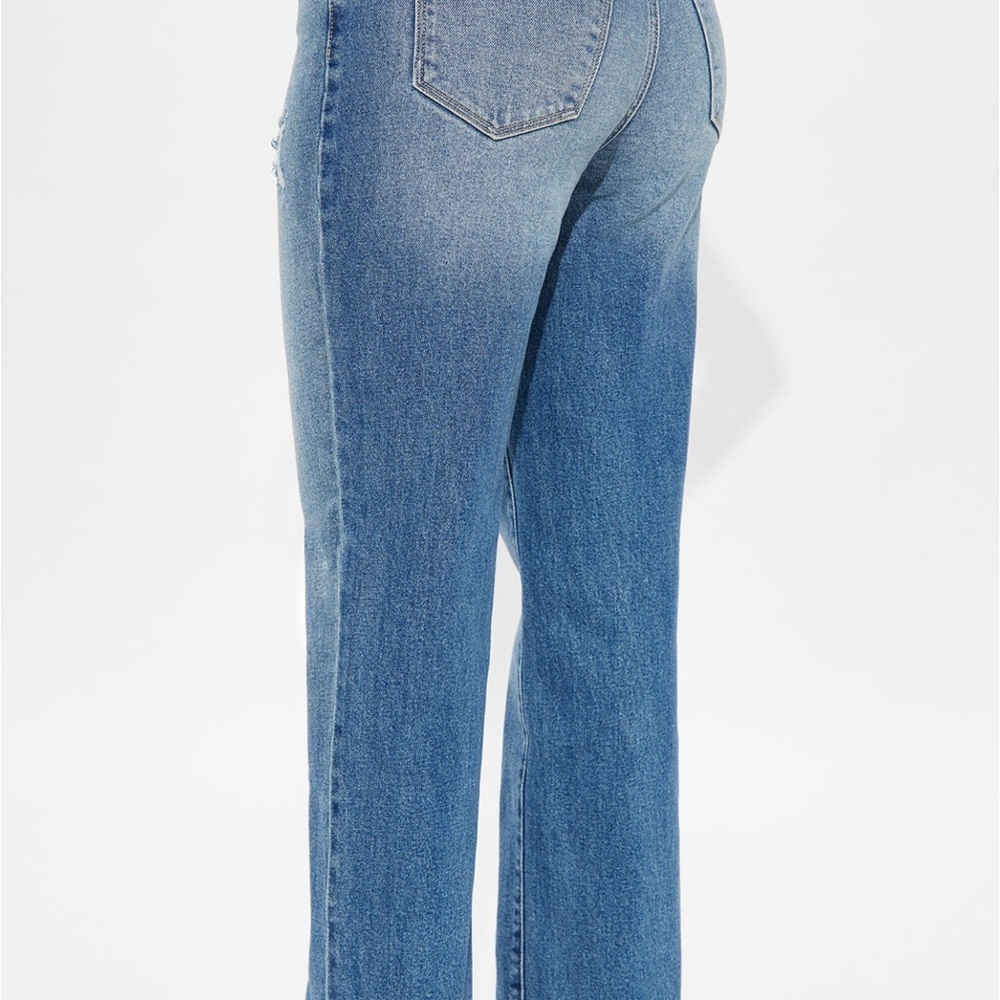 Jean - Picture 3 of 3